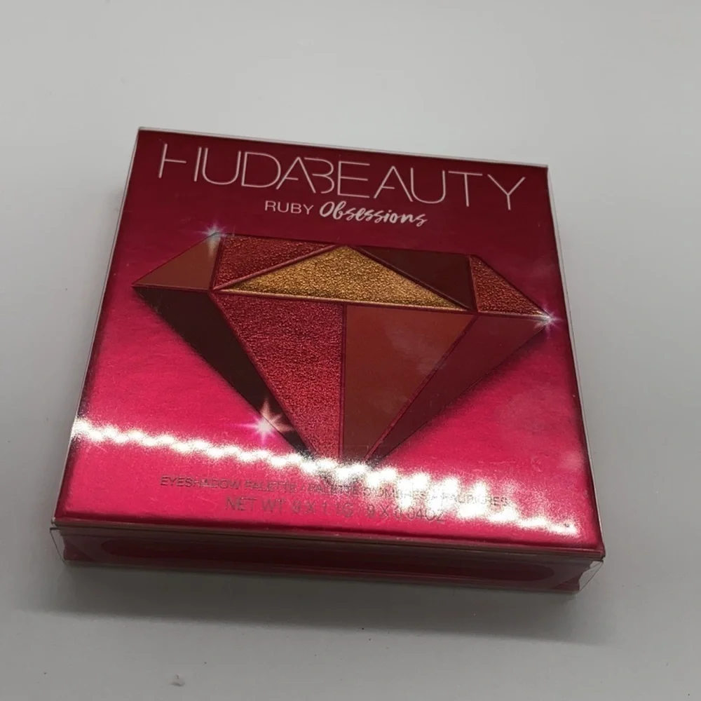 Huda Beauty Ruby Obsession Eyeshadow Palette
